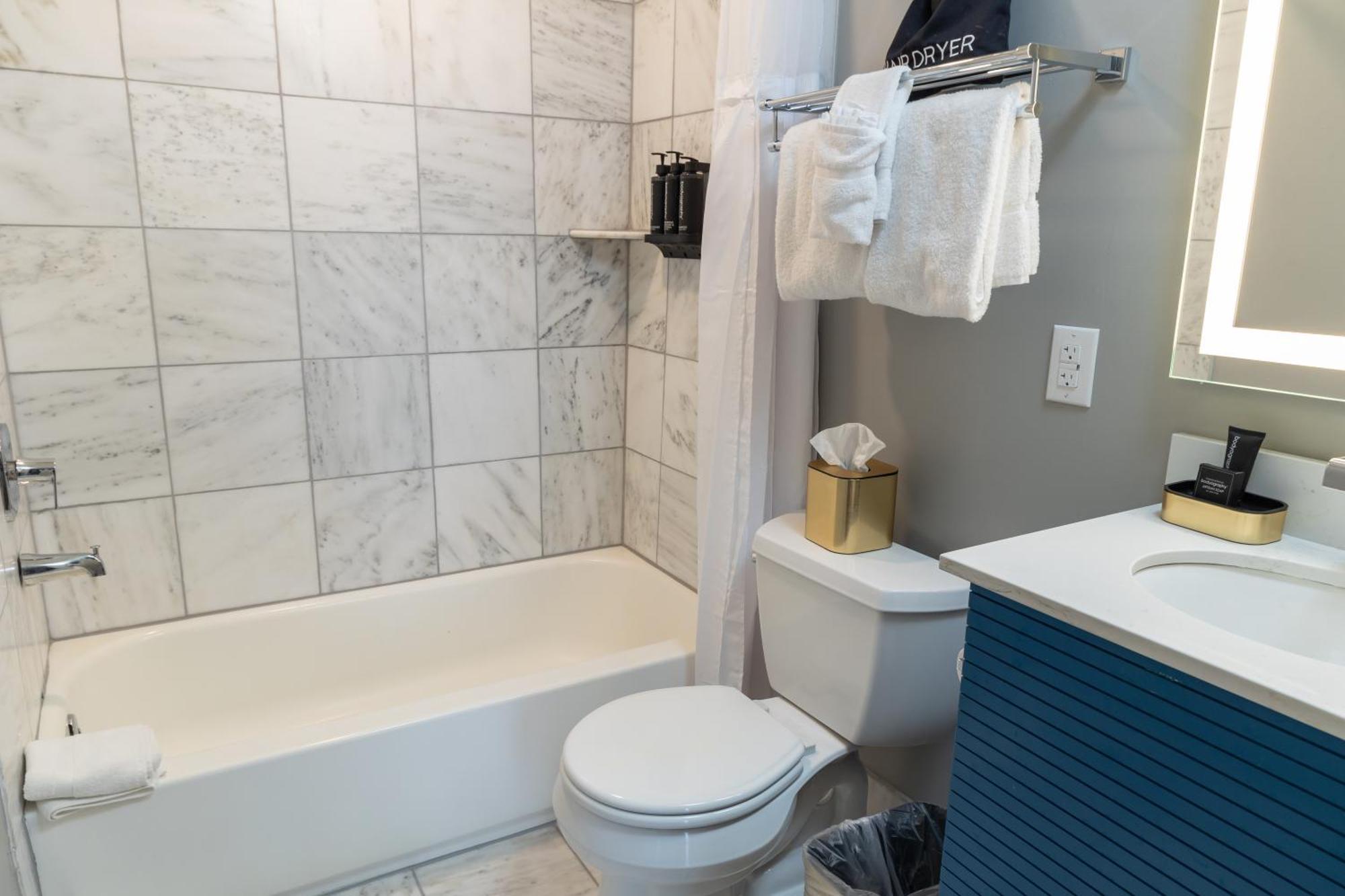 Inn On St. Ann, A French Quarter Guest Houses Property นิวออร์ลีนส์ ภายนอก รูปภาพ