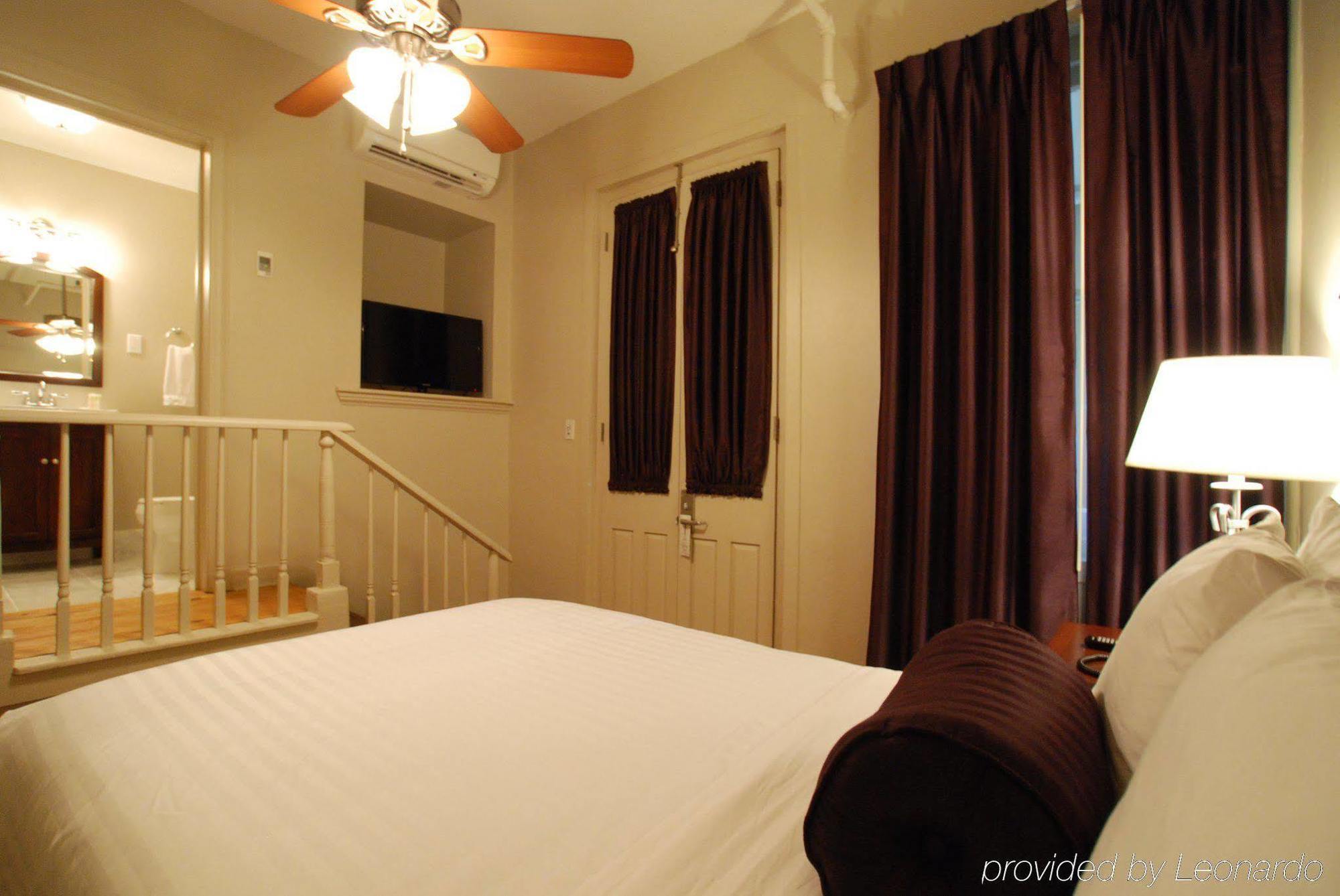 Inn On St. Ann, A French Quarter Guest Houses Property นิวออร์ลีนส์ ภายนอก รูปภาพ